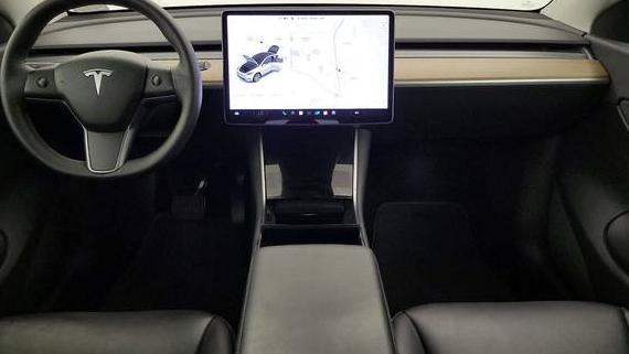 TESLA MODEL Y 2021 5YJYGDEE1MF118964 image